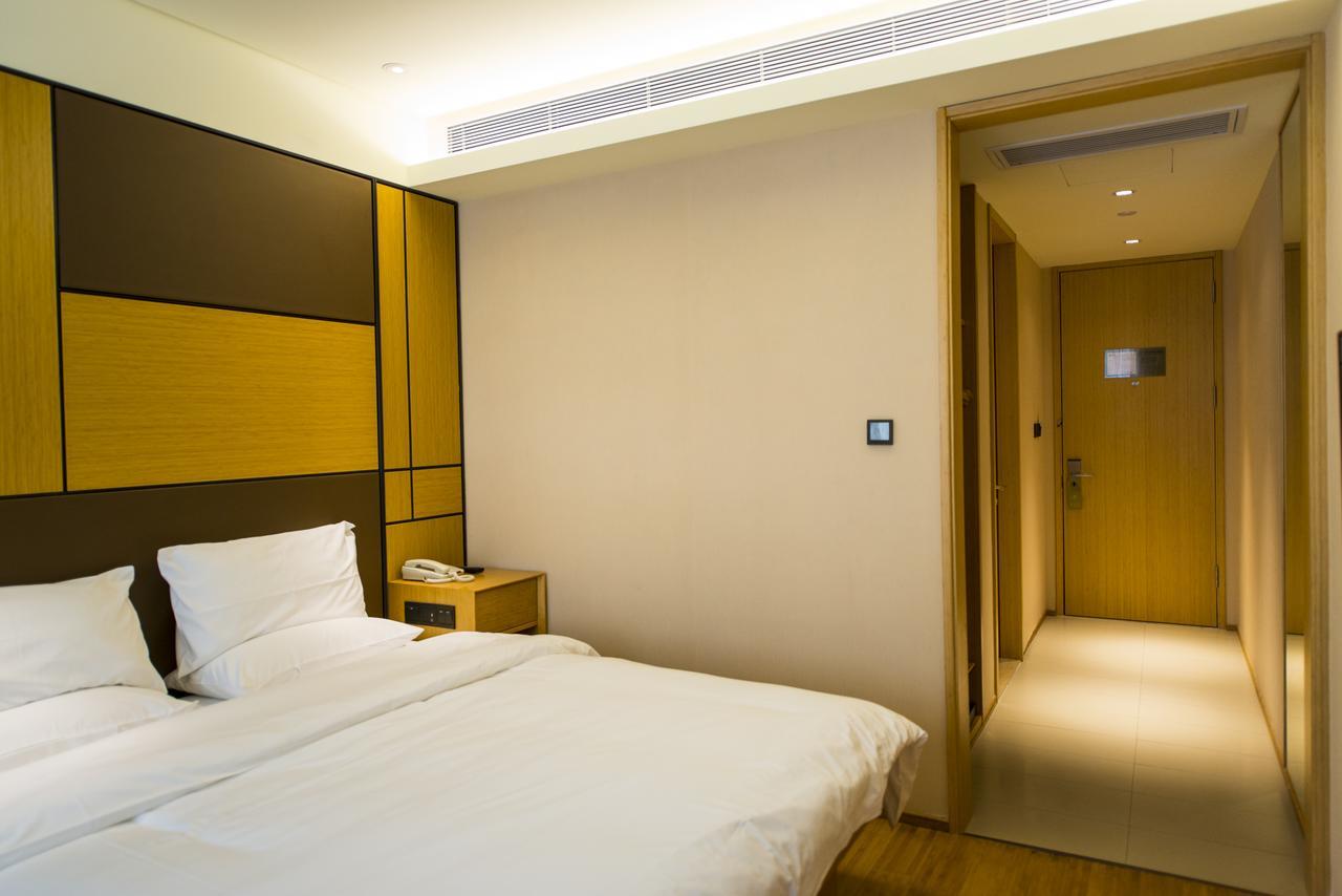 Ji Hotel Shanghai Hongqiao Transport Hub Linkong Zone Exterior foto