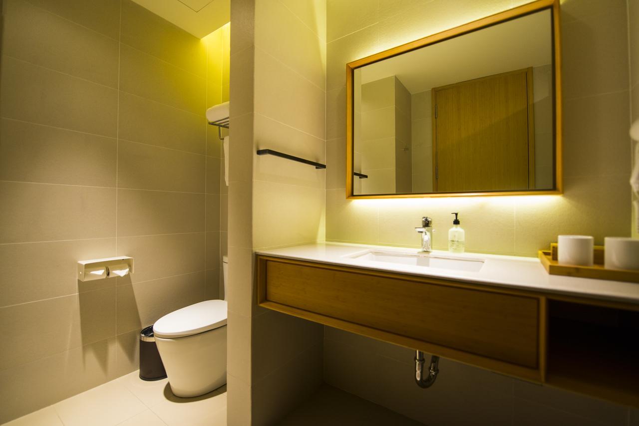 Ji Hotel Shanghai Hongqiao Transport Hub Linkong Zone Exterior foto