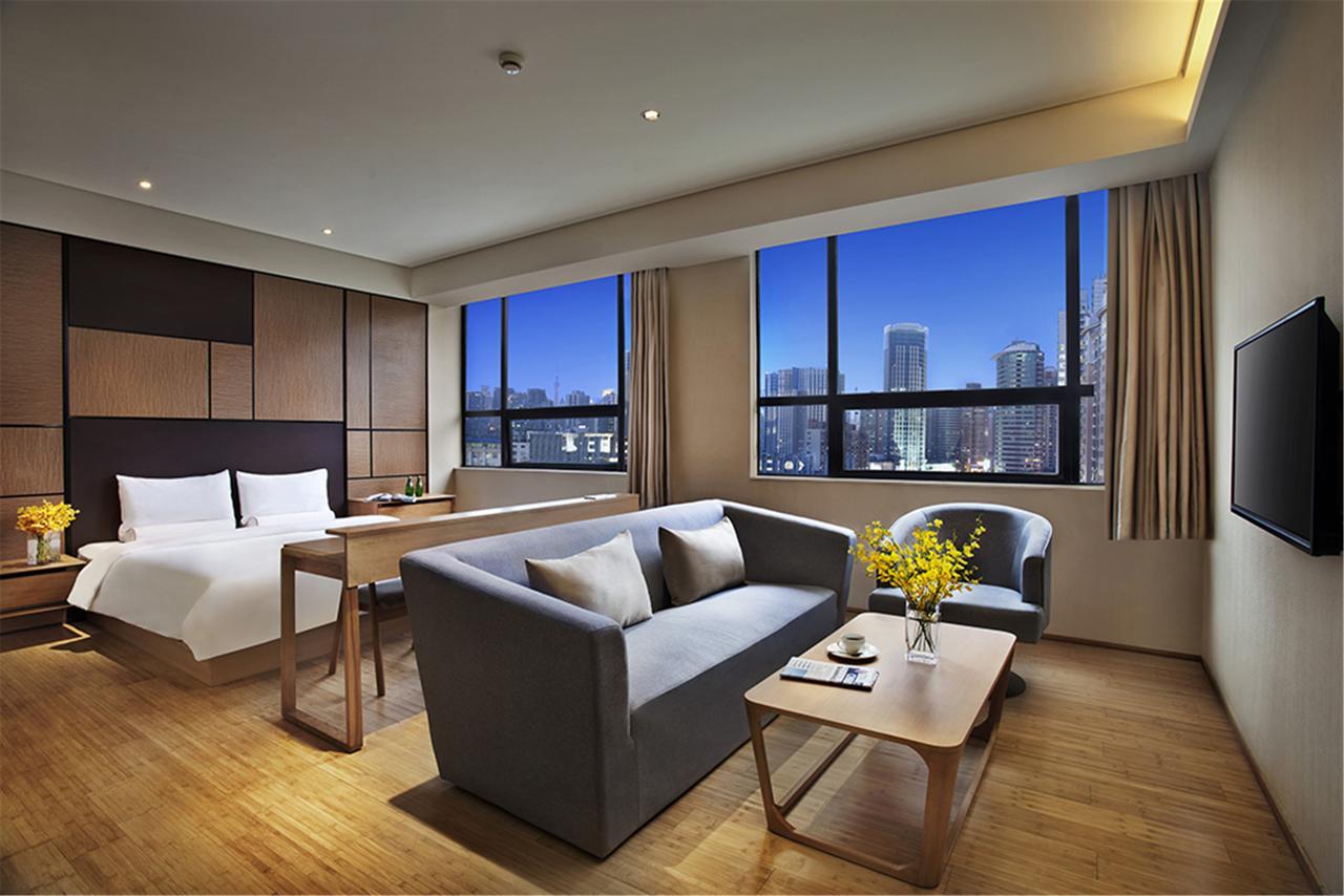 Ji Hotel Shanghai Hongqiao Transport Hub Linkong Zone Exterior foto